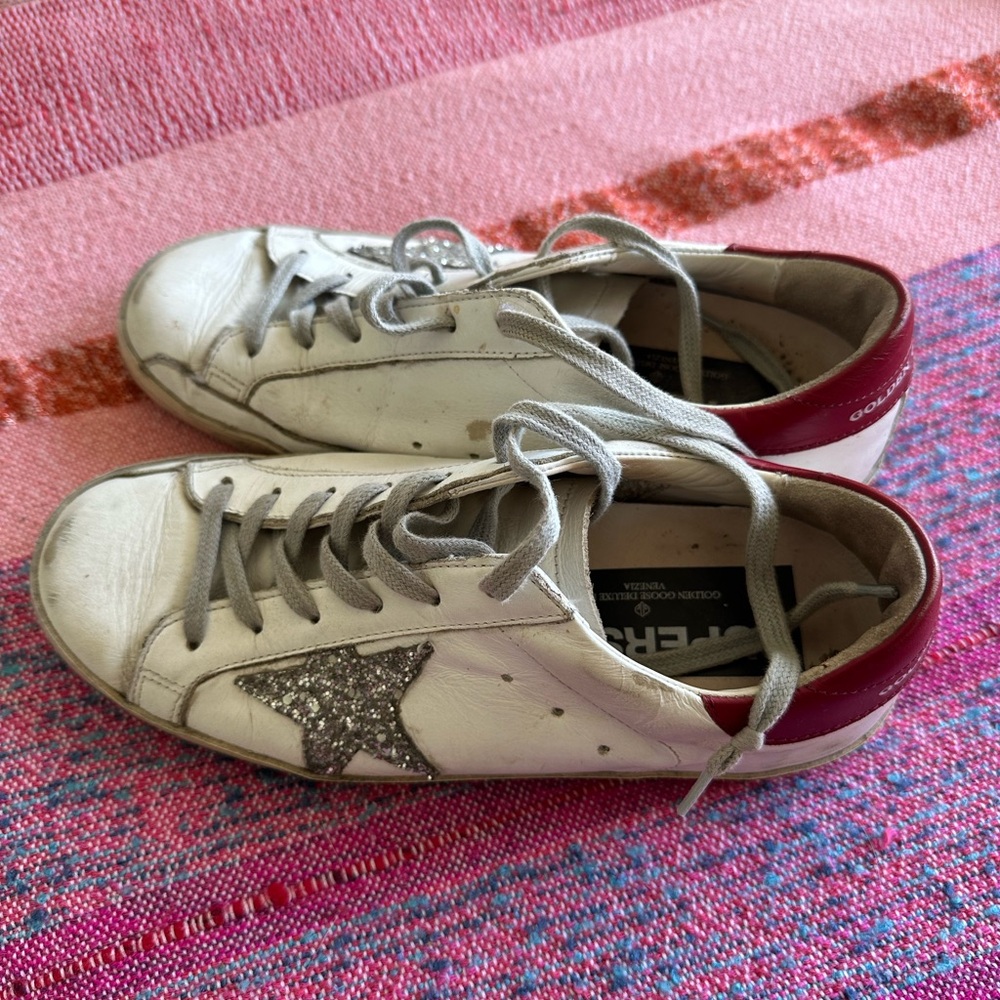 Authentic Golden Goose Superstars with Glitter Star and Red Accent - size 37/7